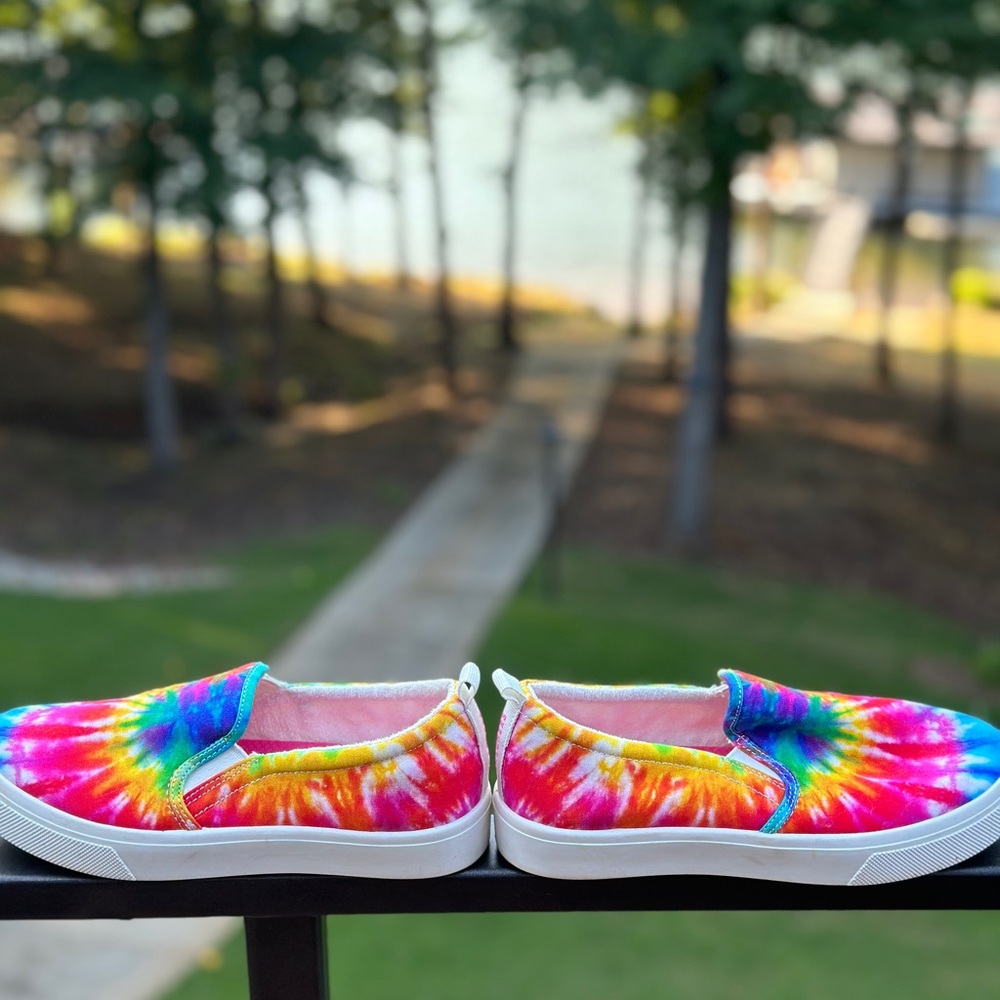 Skechers Tie Dyed Sneakers, excellent condition.